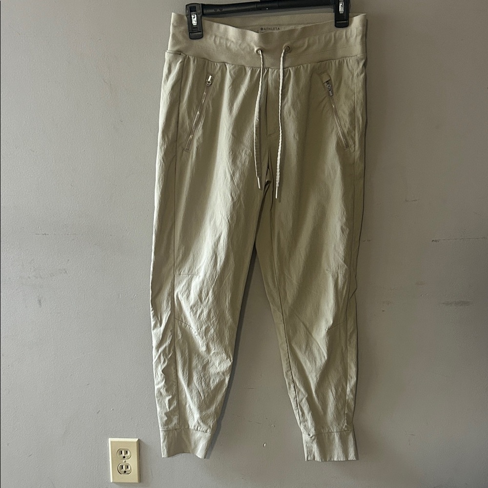 Women’s Athleta Light Beige Jogger Pants